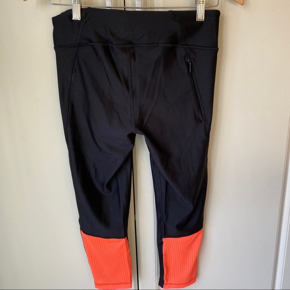 Under Armour Heat Gear Compression Crop Leggings - Picture 3 of 3
